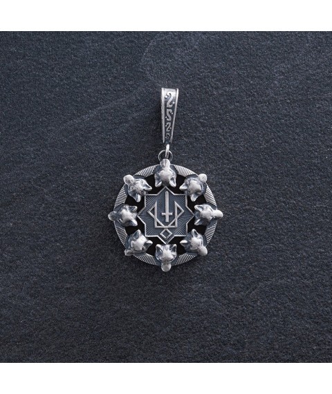 Silver pendant "Amulets Ruevit" with wood 153 Onyx