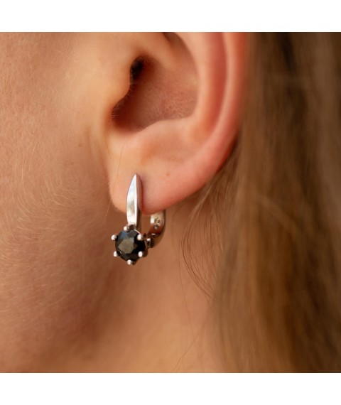 Silver earrings with sapphires GS-02-017-31 Onyx