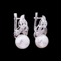 Gold earrings with cultured freshwater pearls s382 Onyx