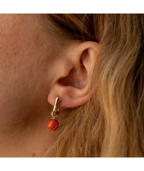 Earrings with coral (yellow gold) s08548 Onyx