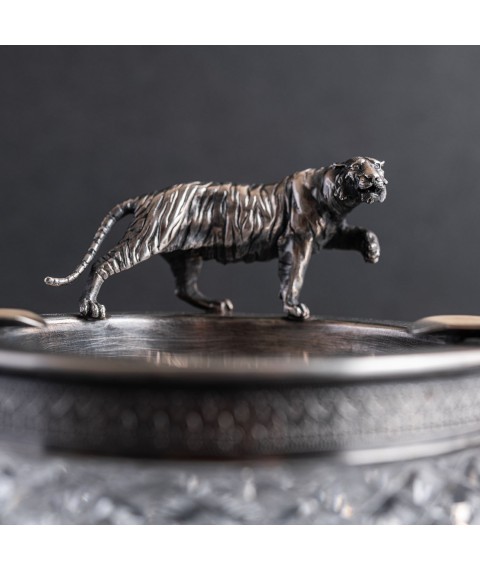 Silver figure with a handmade tiger 23125 Onyx
