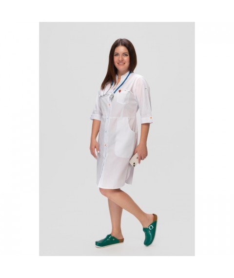 Thin medical gown Sicily White (colored button) 60