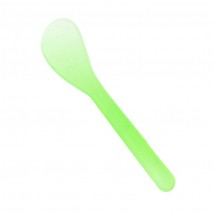 Plastic spatula for cosmetologist