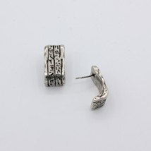 Stud earrings Code of Hammurabi