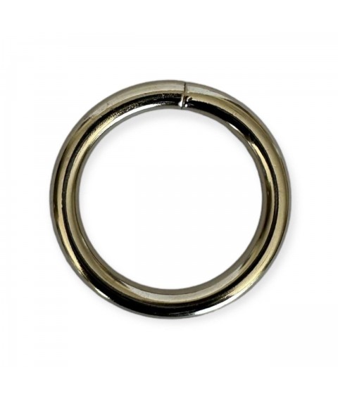 Welded ring 30 mm. light nickel