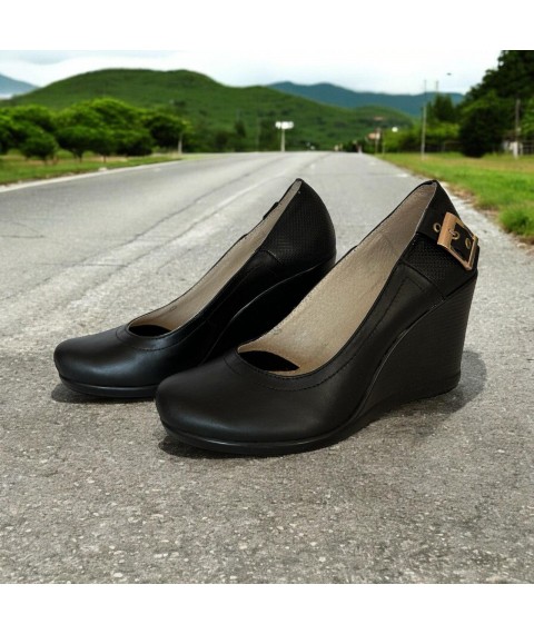 Туфли женские из натуральной кожи черные 712BLK