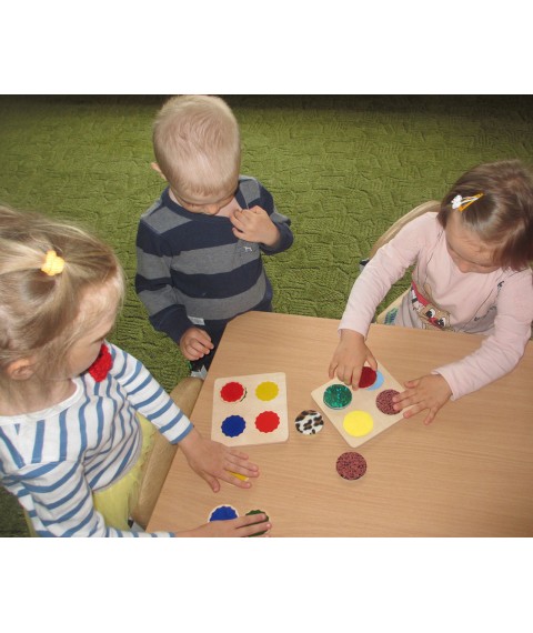 The HEGA Tactile developmental didactic set based on the Montessori method