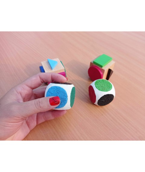 Кубики HEGA кольору та геометричні форми за методикою Монтессорі