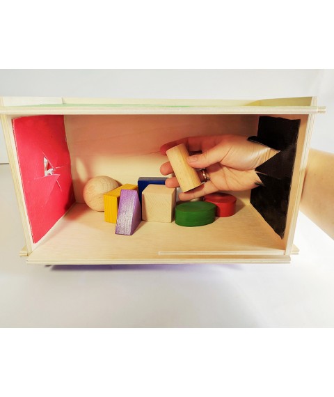 Box with figures for the development of spatial thinking HEGA