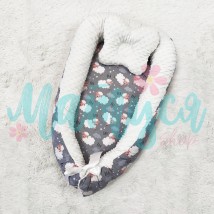 Cocoon with pillow for baby - Lambs on gray and white plush (high and soft side)