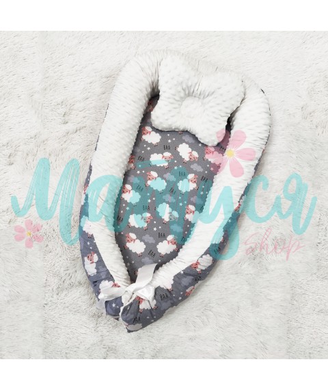 Cocoon with pillow for baby - Lambs on gray and white plush (high and soft side)