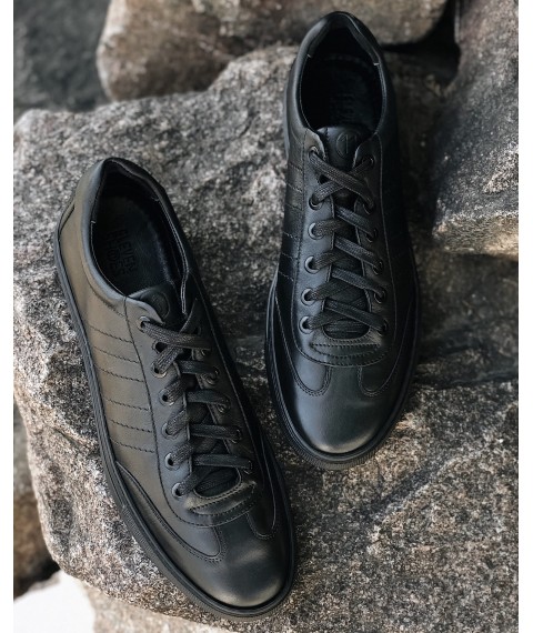 Iguana Black Sneakers - 43