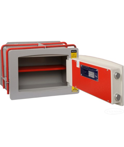 Built-in safe W.2319.K
