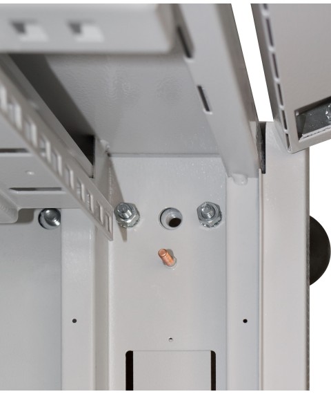Floating server cabinet ShS-15U/6.8S