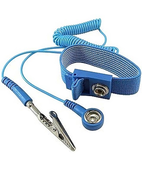 Anti-static wrist strap for mounting table