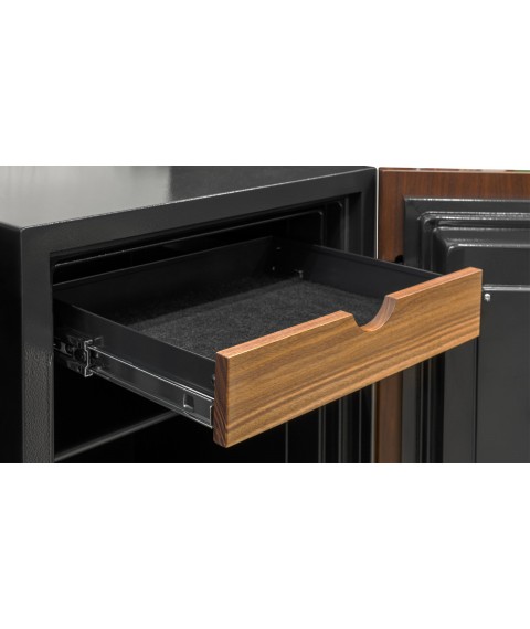 Safe DBAUM700 BASIC