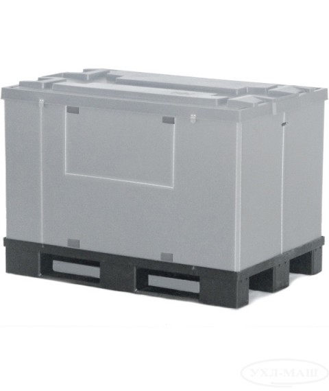 Plastic container 700 on a plastic pallet with a lid