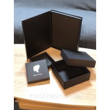 Черная картонная коробка под заказ