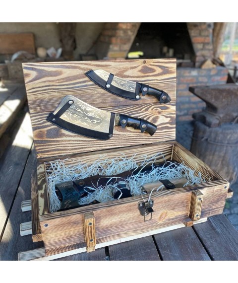 Подарочный набор ВЫЖИВШИЙ Gorillas BBQ в деревянной коробке