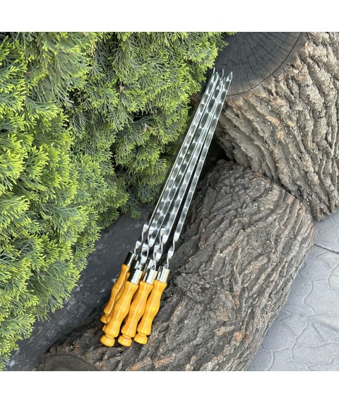 Шампур с деревянной ручкой 630х10х3мм светлый