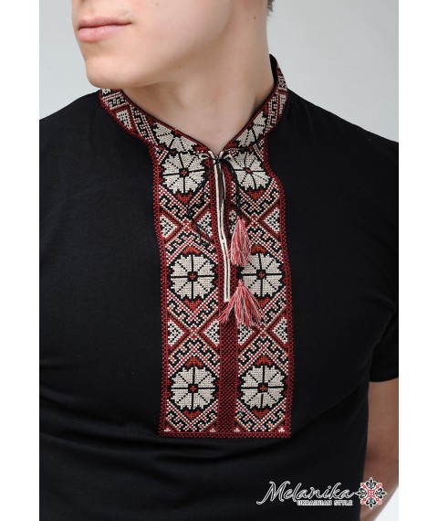 Молодежная вышитая футболка для мужчины черного цвета «Гуцульськая (вишневая вышивка)»