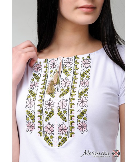 Stylish women's summer T-shirt with short sleeves with pink embroidery “Natural Expression” S