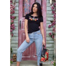 Молодежная женская вышитая футболка черного цвета с вышивкой цветами «Мальвы» S