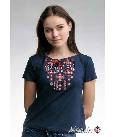Яркая женская вышитая футболка с красной геометрической вышивкой в темно-синем цвете «Звездное Сияние»