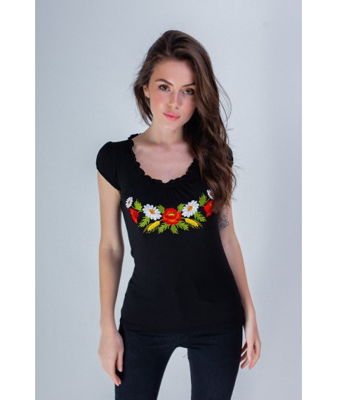 Женская вышиванка черного цвета с глубоким декольте «Рюшка с цветами»