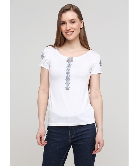 Женская вышитая футболка в белом цвете с синей вышивкой «Нежность» 3XL