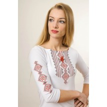 Женская вышитая футболка с рукавом 3/4 белого цвета с красным орнаментом «Гуцулка» S
