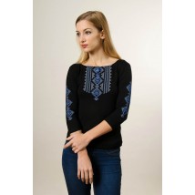 Модная женская футболка с вышивкой с рукавом 3/4 черного цвета с голубым орнаментом «Гуцулка» M
