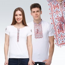 Комплект белых вышитых футболок для мужчины и женщины ( вишневая вышивка)