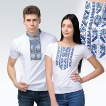 Комплект белых вышитых футболок для мужчины и женщины ( синяя вышивка)
