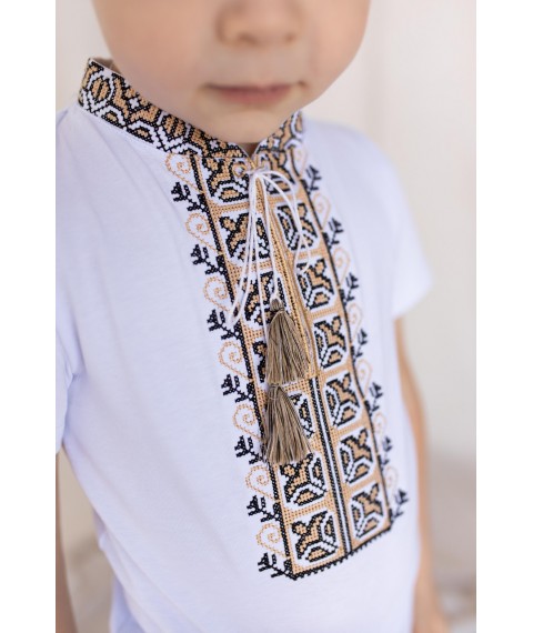 Вышитая футболка для мальчика с коротким рукавом Дем'янчик (бежевая вышивка) 128