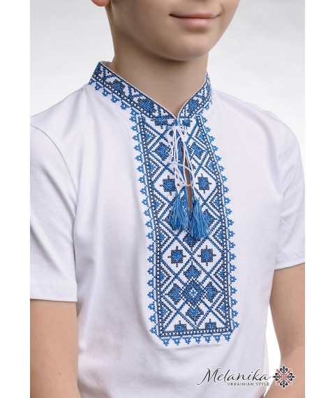Белая футболка для мальчика с вышивкой на груди «Звездное сияние (синяя вышивка)» 140