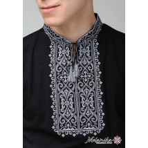 Мужская вышитая футболка черного цвета с геометрическим орнаментом «Король Данило (серая вышивка)» S