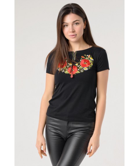 Женская вышитая футболка с коротким рукавом в черном цвете «Маковый цвет»