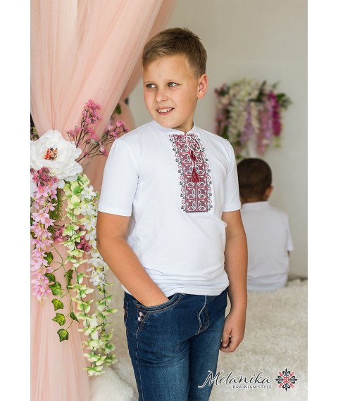 Casual embroidered T-shirt for a boy in white with red embroidery "Dem'yanchik" 98