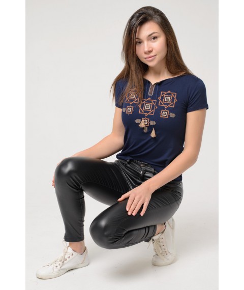 Модная женская футболка с коричневой вышивкой в темно синем цвете «Оберег» 3XL