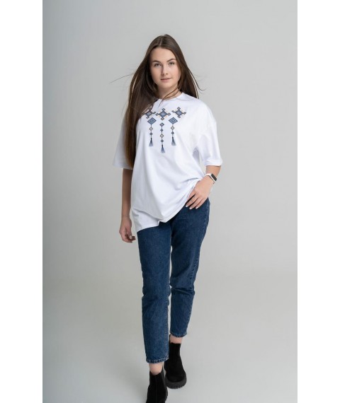 Women's oversized T-shirt with embroidery on the chest in white "Melania" L-XL