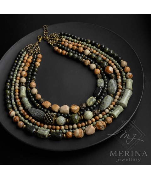 Necklace made of jasper and serpentine "Antiquity"