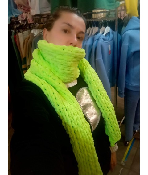 Scarf light green yarn Puffie Alizee