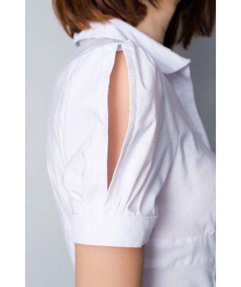 Біла жіноча блуза з декоративним рукавом Р66