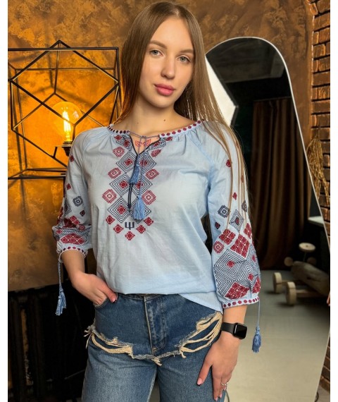 Вышиванка женская
