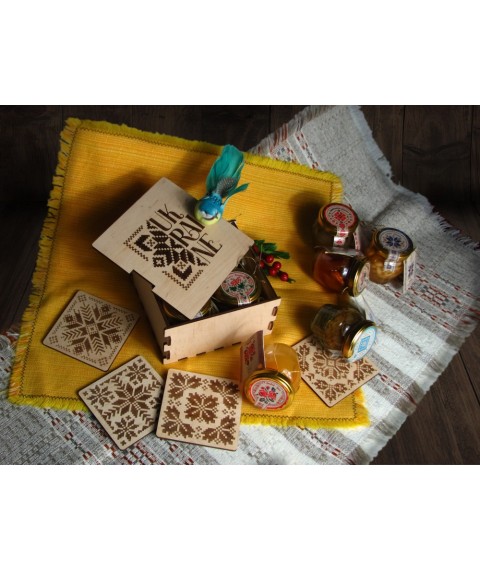 Подарунковий набір UKRAINE #2 Український сувенір Мед з горіхами та сухофруктами