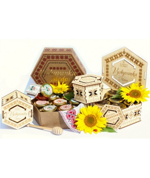 Подарочный набор VYSHYVANKA VIP Украинский подарок Мед с орехами и сухофруктами
