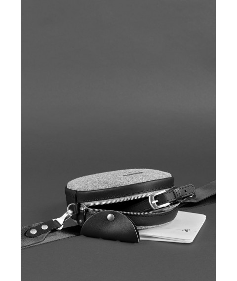 Round felt women's bag Tablet with black leather inserts