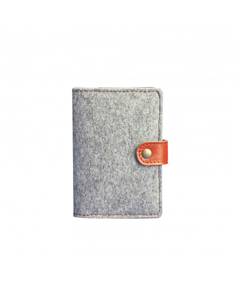 Felt passport cover 3.0 with brown leather inserts