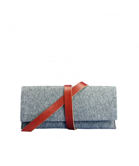 Travel case 1.0 made of felt with brown leather inserts